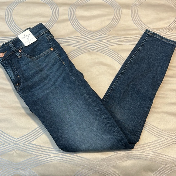J.Crew 8” toothpick jean in Vista wash - Picture 6 of 7
